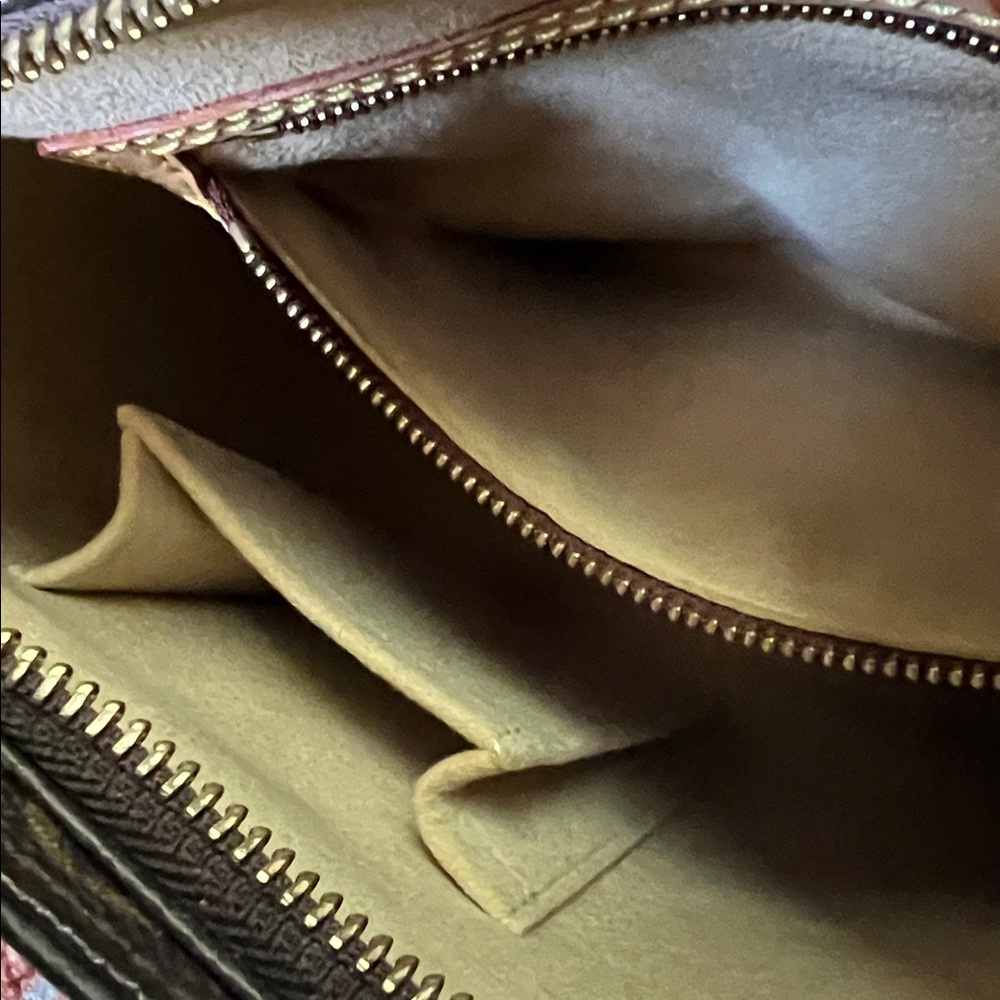 Louse Vuitton Looping M bag - Picture 7 of 10